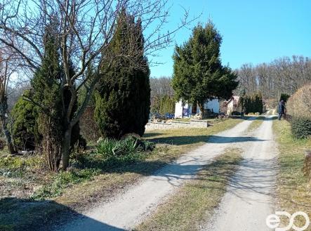 Prodej - pozemek, zahrada, 466 m² obrázek