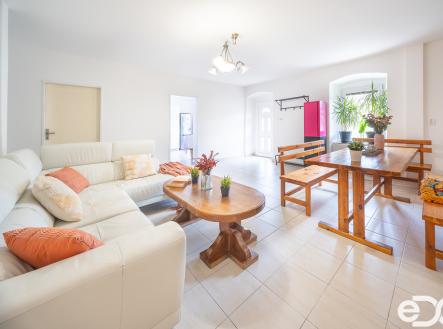 nejlepsi-makler-nymburk-8.jpg | Prodej - dům/vila, 166 m²