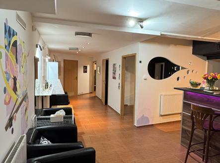 img-4845.jpeg | Pronájem - obchodní prostor, 110 m²