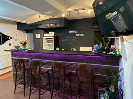 Pronájem - obchodní prostor, 110 m² obrázek