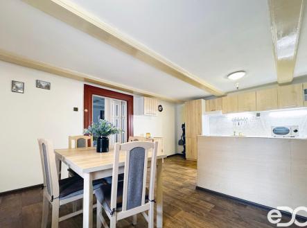 img-9228-3-1.jpg | Prodej - dům/vila, 384 m²