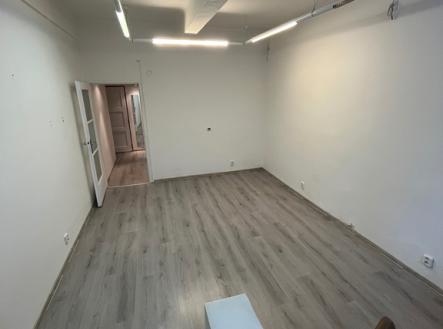 img-6575.jpg | Pronájem - obchodní prostor, 25 m²