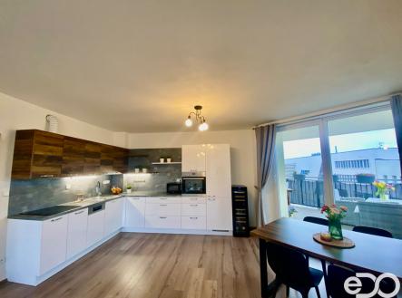 Pronájem bytu, 2+kk, 75 m² obrázek