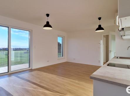 20250408-185208-1.jpg | Pronájem bytu, 2+kk, 58 m²