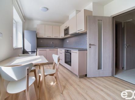 Pronájem bytu, 2+kk, 41 m² obrázek
