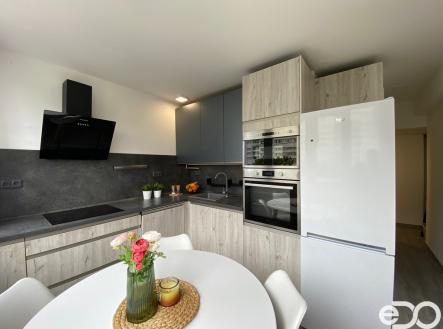 Pronájem bytu, 2+1, 63 m² obrázek