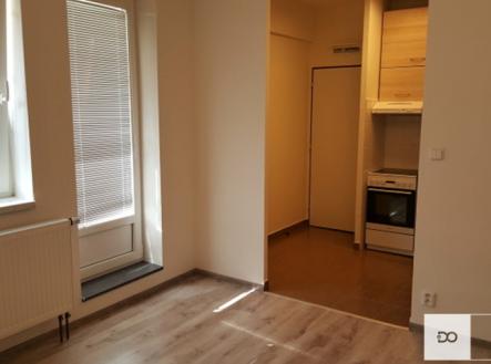 Pronájem bytu, 1+kk, 31 m² obrázek