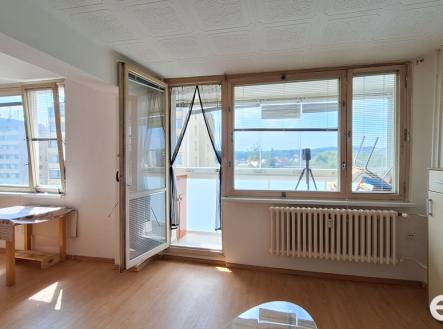 20250520-144246.jpg | Pronájem bytu, 1+kk, 34 m²
