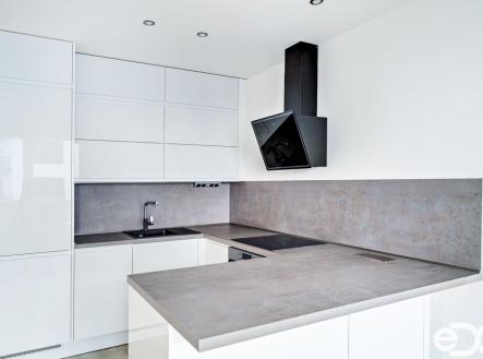 1-75.jpg | Pronájem bytu, 2+kk, 52 m²