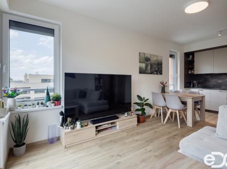 lm-0356.jpg | Pronájem bytu, 2+kk, 57 m²