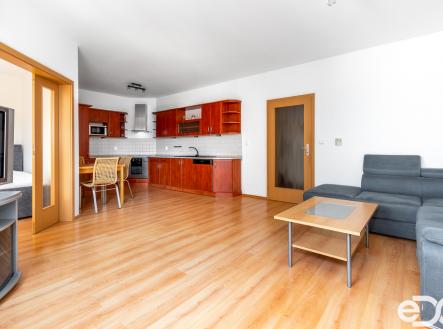 hl.prost1.jpg | Pronájem bytu, 2+kk, 73 m²