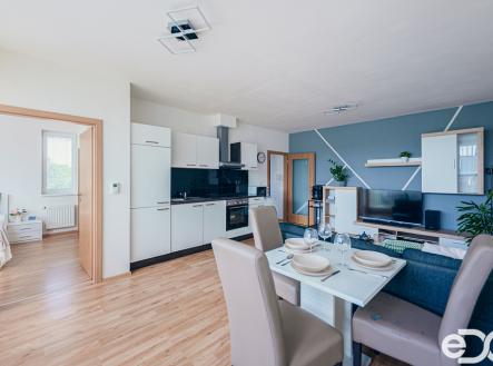dsc08819-hdr.jpg | Prodej bytu, 2+kk, 61 m²