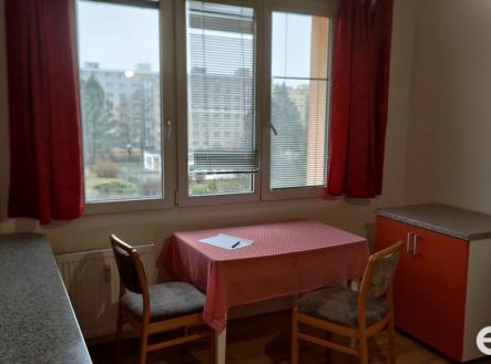 Pohled - kuchyně | Pronájem bytu, 1+1, 37 m²
