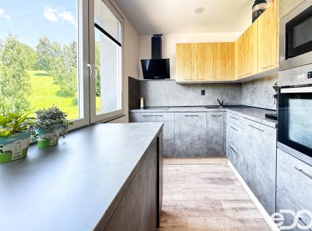 Pronájem bytu, 2+1, 63 m² obrázek