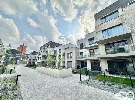 Pronájem bytu, 3+kk, 146 m² obrázek