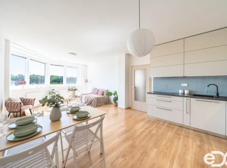 dsc00424-hdr.jpg | Prodej bytu, 2+kk, 72 m²