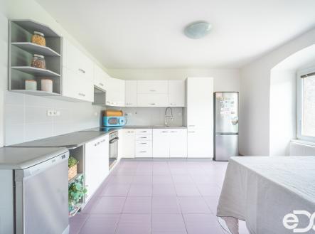 nejlepsi-makler-nymburk-2.jpg | Prodej - dům/vila, 166 m²