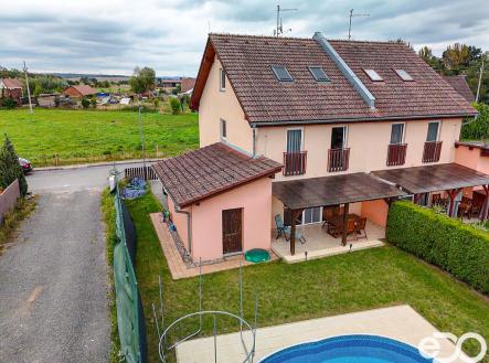 dum-a-bazen-blize.jpg | Prodej - dům/vila, 134 m²