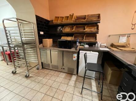 39b1fef0-071e-4270-924f-c13161b0f64e.jpg | Pronájem - restaurace, 42 m²