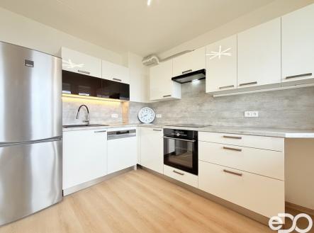 img-3306.jpeg | Pronájem bytu, 3+kk, 63 m²