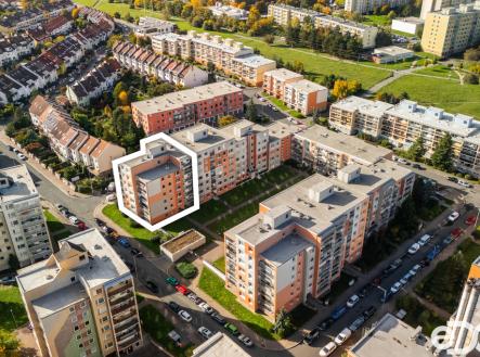 dji-20251013150912-0281-d.jpg | Prodej bytu, 2+kk, 49 m²