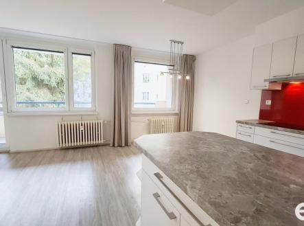 20251031-120622.jpg | Pronájem bytu, 3+kk, 81 m²