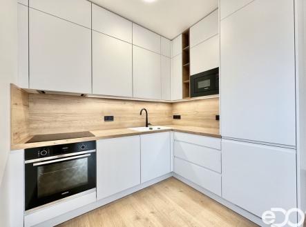 Pronájem bytu, 2+kk, 62 m²