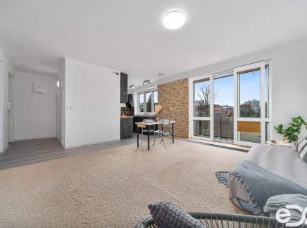 cp-20251113-37.jpg | Prodej bytu, 3+kk, 75 m²