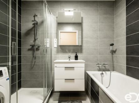 pana3178-hdr.jpg | Prodej bytu, 4+1, 74 m²