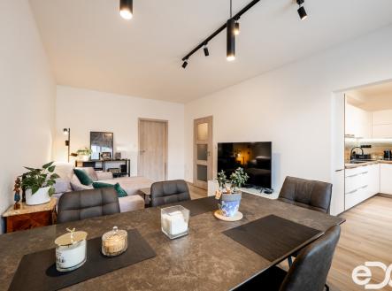 pana3094-hdr.jpg | Prodej bytu, 4+1, 74 m²