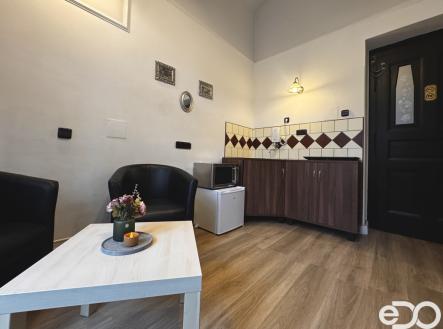 img-8993.jpeg | Pronájem bytu, 1+kk, 18 m²