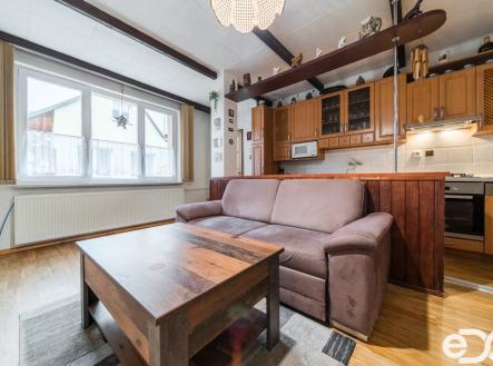 a7303299-hdr.jpg | Prodej - dům/vila, 91 m²