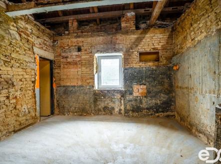 jidelna-pred.jpg | Prodej - dům/vila, 150 m²