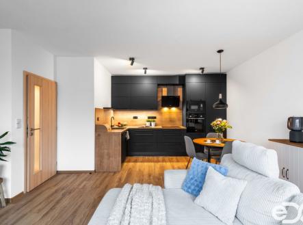 dsc05372-hdr.jpg | Prodej bytu, 2+kk, 60 m²