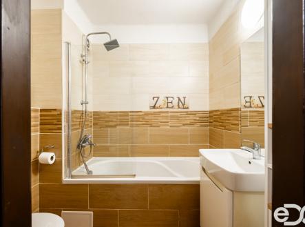 pana5603-hdr.jpg | Prodej bytu, 4+1, 105 m²