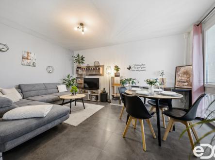 obyvak.jpg | Prodej bytu, 3+1, 98 m²