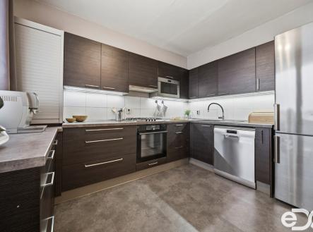 kuchynska-linka1.jpg | Prodej bytu, 3+1, 98 m²