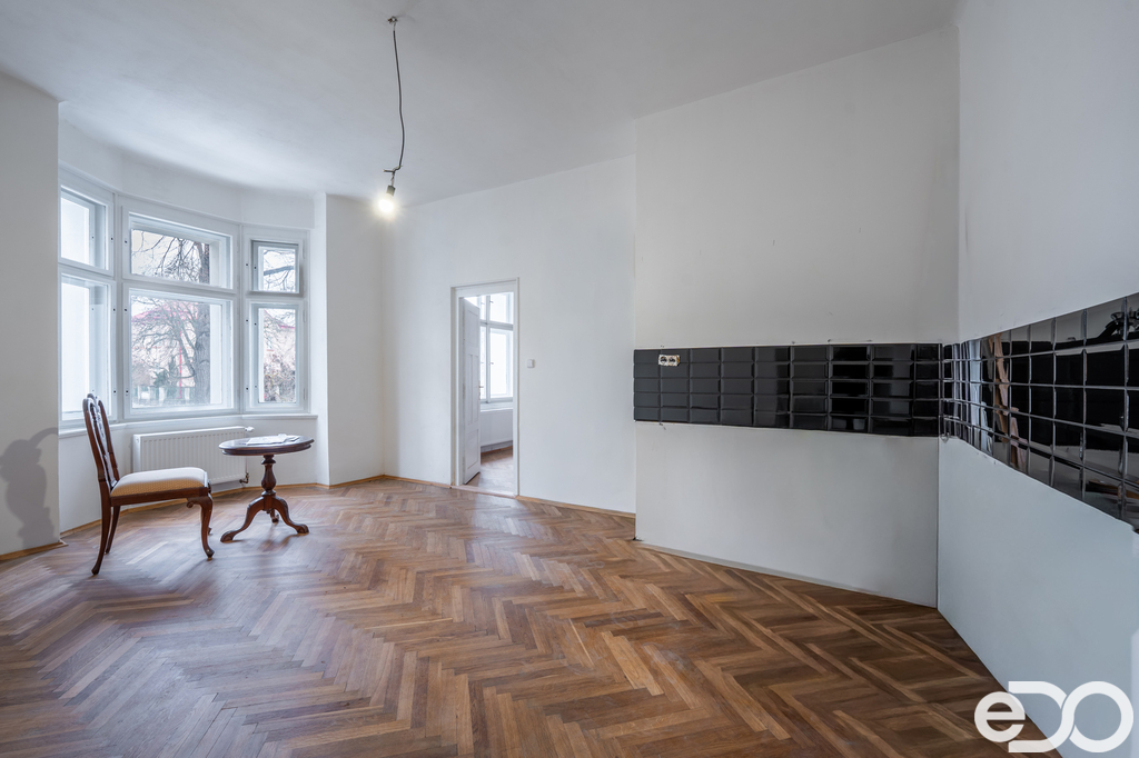 pokoj s kuchyní ve 2kk