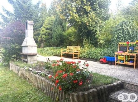 zahrada-lavicka-petrov-chata.jpeg | Prodej - chata/rekreační objekt, 41 m²