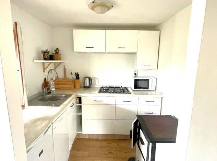 kuchyn-chata-petrov.jpg | Prodej - chata/rekreační objekt, 41 m²