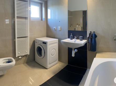 01-plaza-kulkova-koupelna.jpg | Pronájem bytu, 2+kk, 54 m²