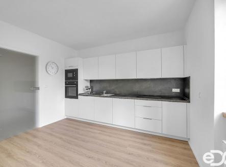 kuch1-kopie.jpg | Pronájem bytu, 2+1, 59 m²