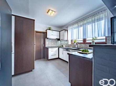 p1028017-hdr.jpg | Prodej - dům/vila, 155 m²