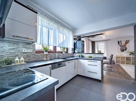 p1028031-hdr.jpg | Prodej - dům/vila, 155 m²