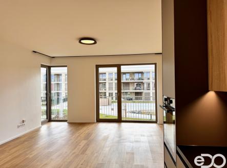 img-8230-1.jpg | Pronájem bytu, 2+kk, 10 615 m²