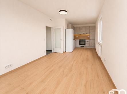foto-petrjonas-reality-obyvak-najem-strancicka-2-up.png | Pronájem bytu, 2+kk, 53 m²