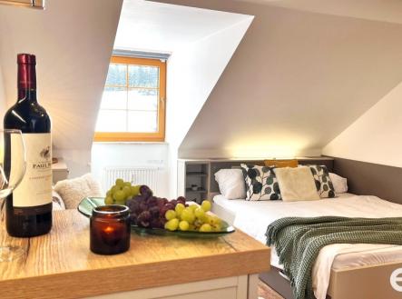 detail-spani-app-horni-blatna.jpg | Prodej - hotel, 38 m²