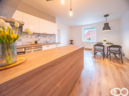 kuchyne-2.jpg | Prodej bytu, 2+1, 93 m²