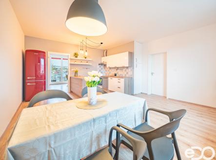 kuchyne-1.jpg | Prodej bytu, 2+1, 93 m²