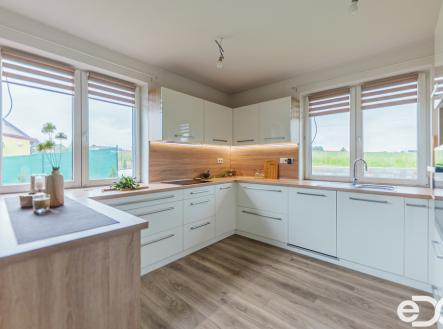 kuchyn.jpg | Prodej - dům/vila, 127 m²